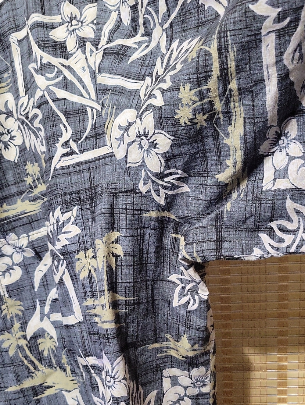 Hilo Hattie The Hawaiian Original Shirt - made in Hawaii - size 3XL - Picture 8 of 10